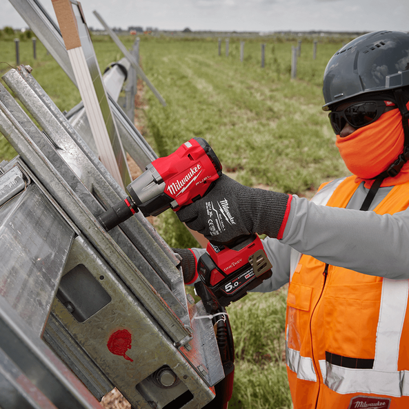 M18 FUEL&trade; ONE-KEY&trade; 1/2" Controlled Mid-Torque Impact Wrench with Pin Detent (Tool Only), , hi-res