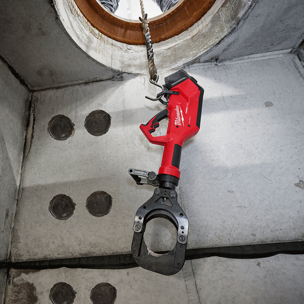 M18™ FORCE LOGIC™ 125mm (5") Underground Cable Cutter w/ Wireless Remote (Tool Only), , hi-res