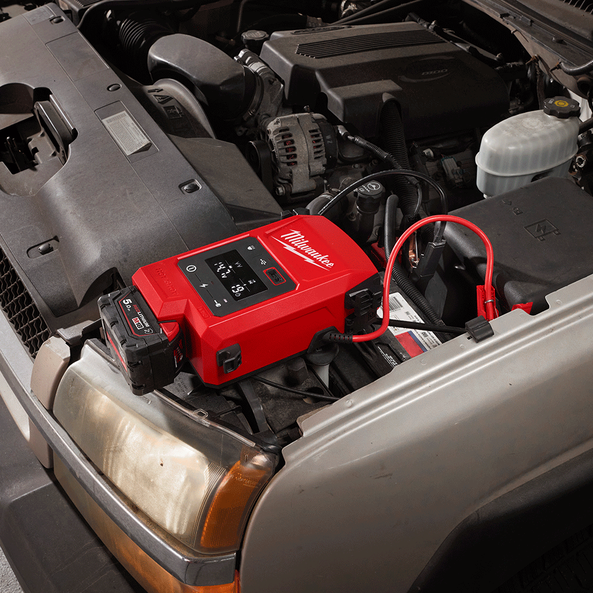 M18™ HOTSHOT Jump Starter 2,000 A, , hi-res