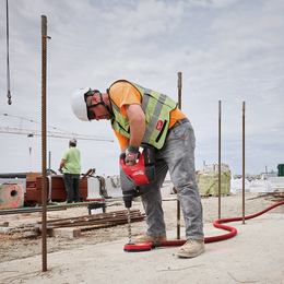 M18 FUEL™ 40mm SDS Max Rotary Hammer w/ VACLINK™ and ONE-KEY™ (Tool Only)