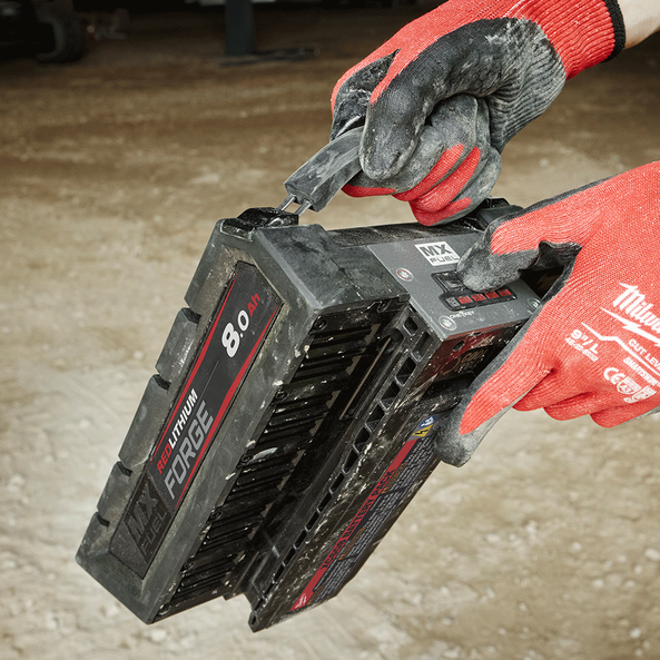 MX FUEL™ REDLITHIUM™ FORGE™ 8.0Ah Battery, , hi-res