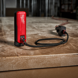 REDLITHIUM™ USB Portable Power Source And Charger Kit