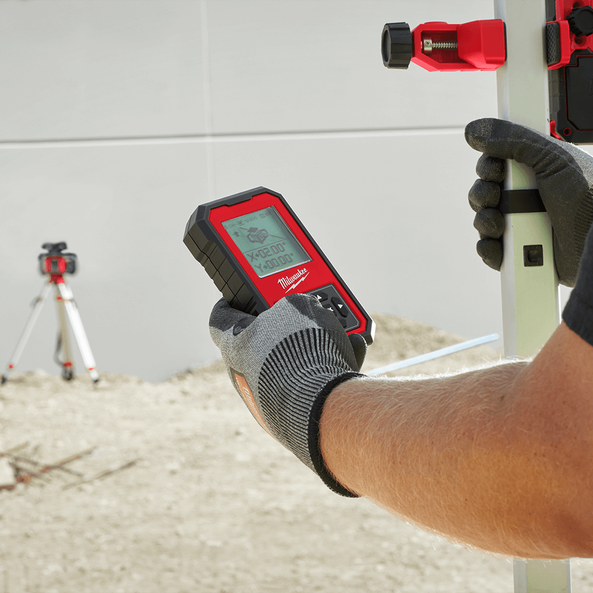 M18™ Dual Grade Rotary Laser 1,220m (4000') Red (Tool Only), , hi-res