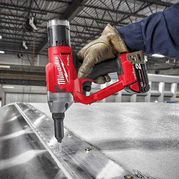 M18 FUEL™ 1/4" Rivet Tool with ONE-KEY™ (Tool Only), , hi-res