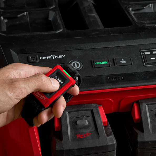 M18 FUEL™ PACKOUT™ Dual Battery AC/DC 34L M-Class Dust Extractor w/ VACLINK™ and ONE-KEY™ (Tool Only), , hi-res