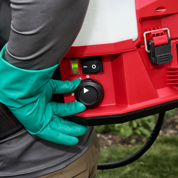 M18™ SWITCH TANK™ 15 Litre Backpack Chemical Sprayer with Powered Base (Tool Only), , hi-res