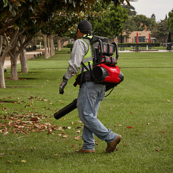 M18 FUEL™ Dual Battery Backpack Blower (Tool Only), , hi-res
